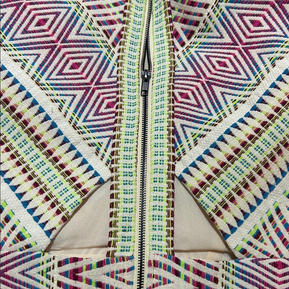 Geometric Patterned Dress - Picture 4 of 5